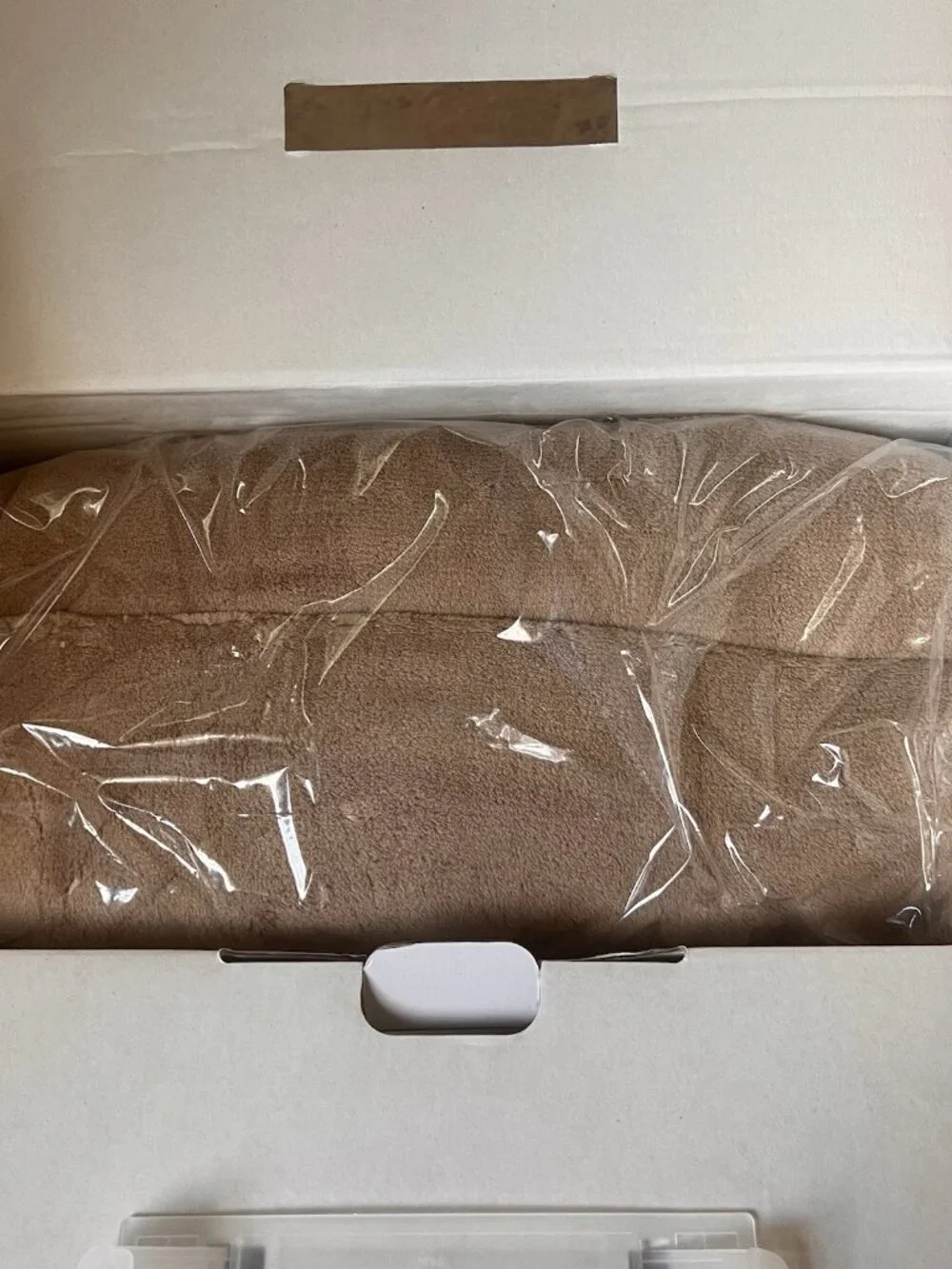 NEW Brookstone NAP Comfy Beige Ultra Plush Blanket w/Sleeves ONE SIZE FITS ALL